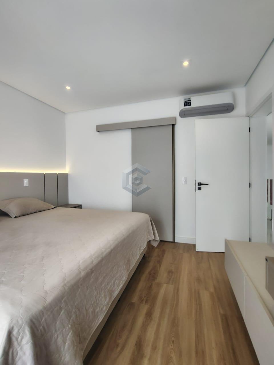 Casa à venda com 3 quartos, 3 suítes, 4 vagas e 271m² no Condomínio Cyrela Landscape, Votorantim (SP) — foto 20 de 29