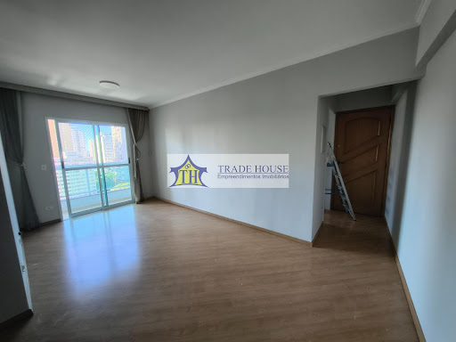 Apartamento em Vila Gumercindo  -  São Paulo