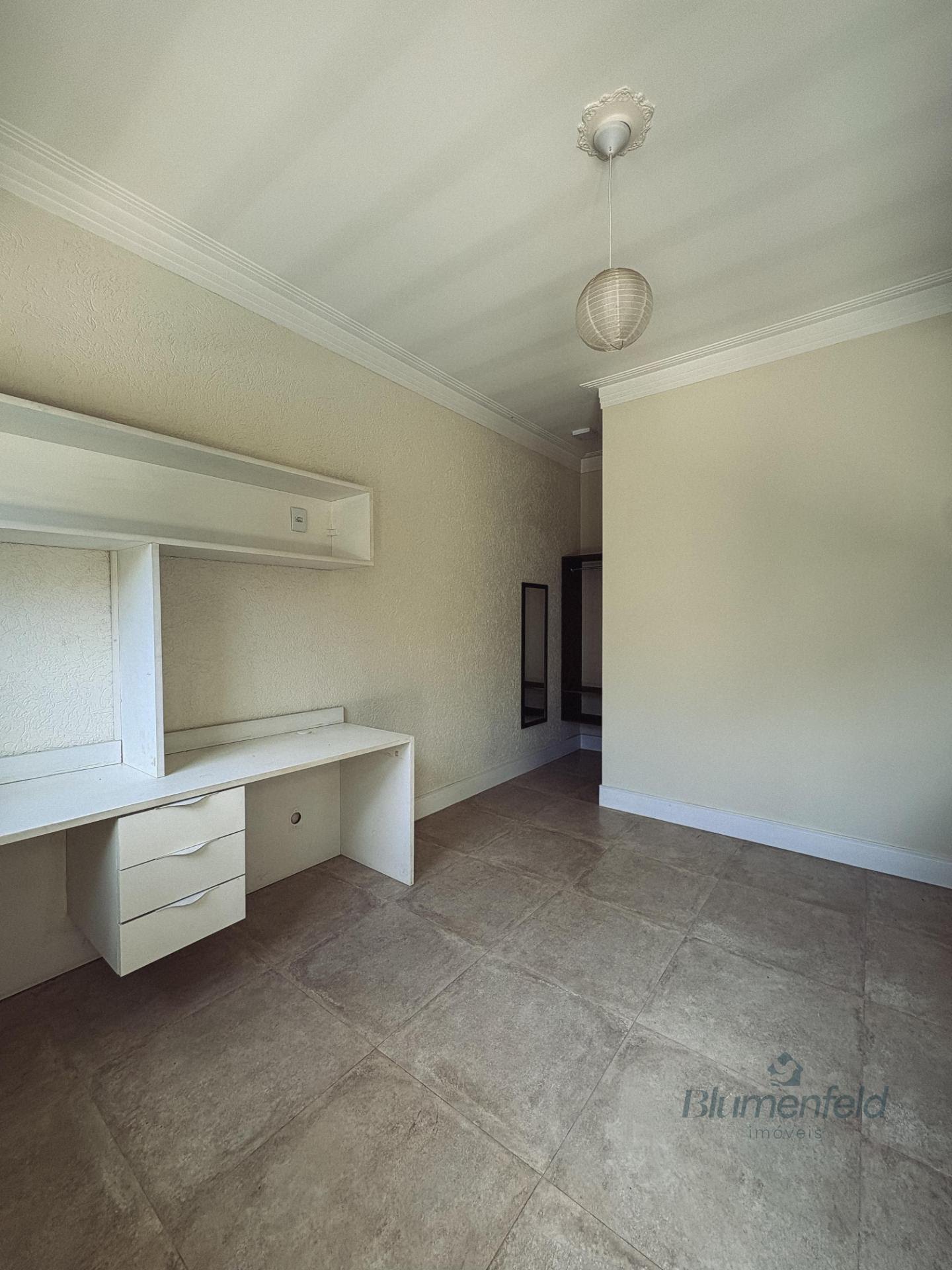 Casa à venda com 4 quartos, 4 suítes, 4 vagas e 338m² no Condomínio Real Park, Arujá (SP) — foto 18 de 28
