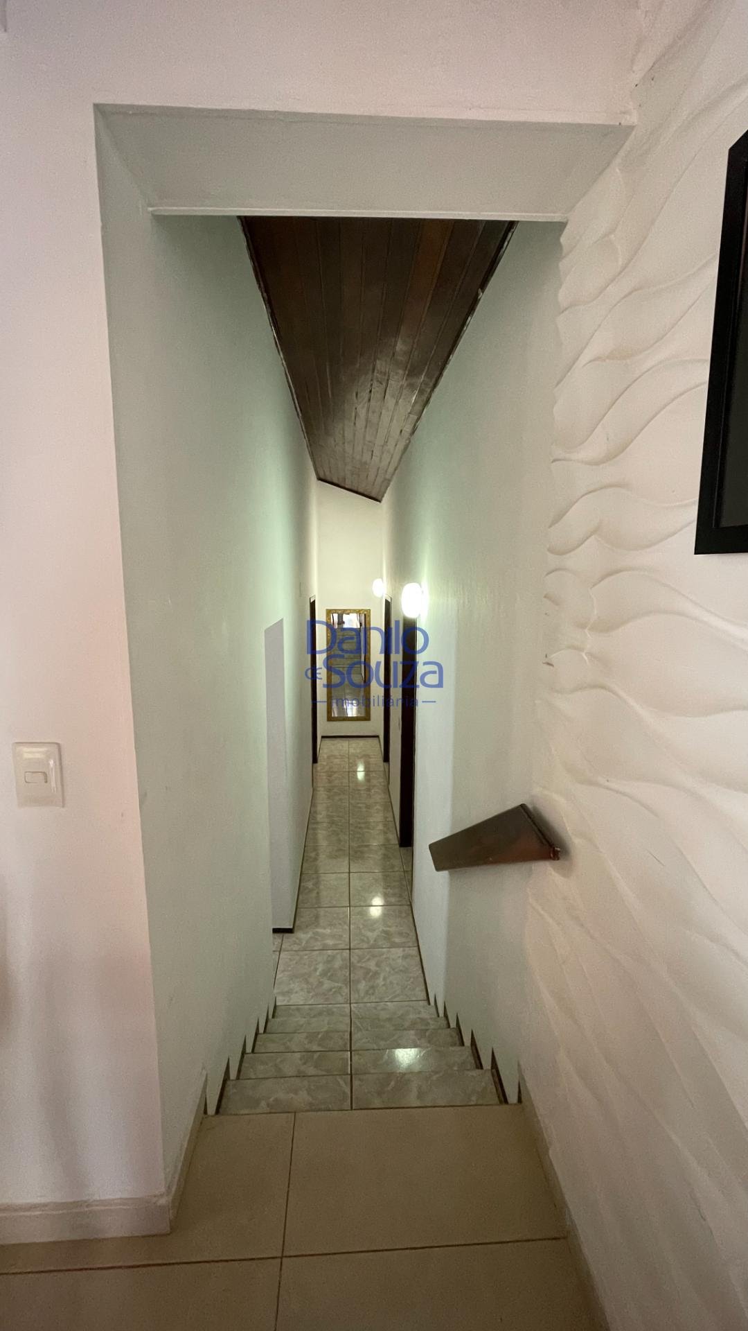 Casa à venda com 3 quartos, 1 banheiro, 2 vagas e 192m² no Vila Lamartine (área II ), Araxá (MG) — foto 5 de 22