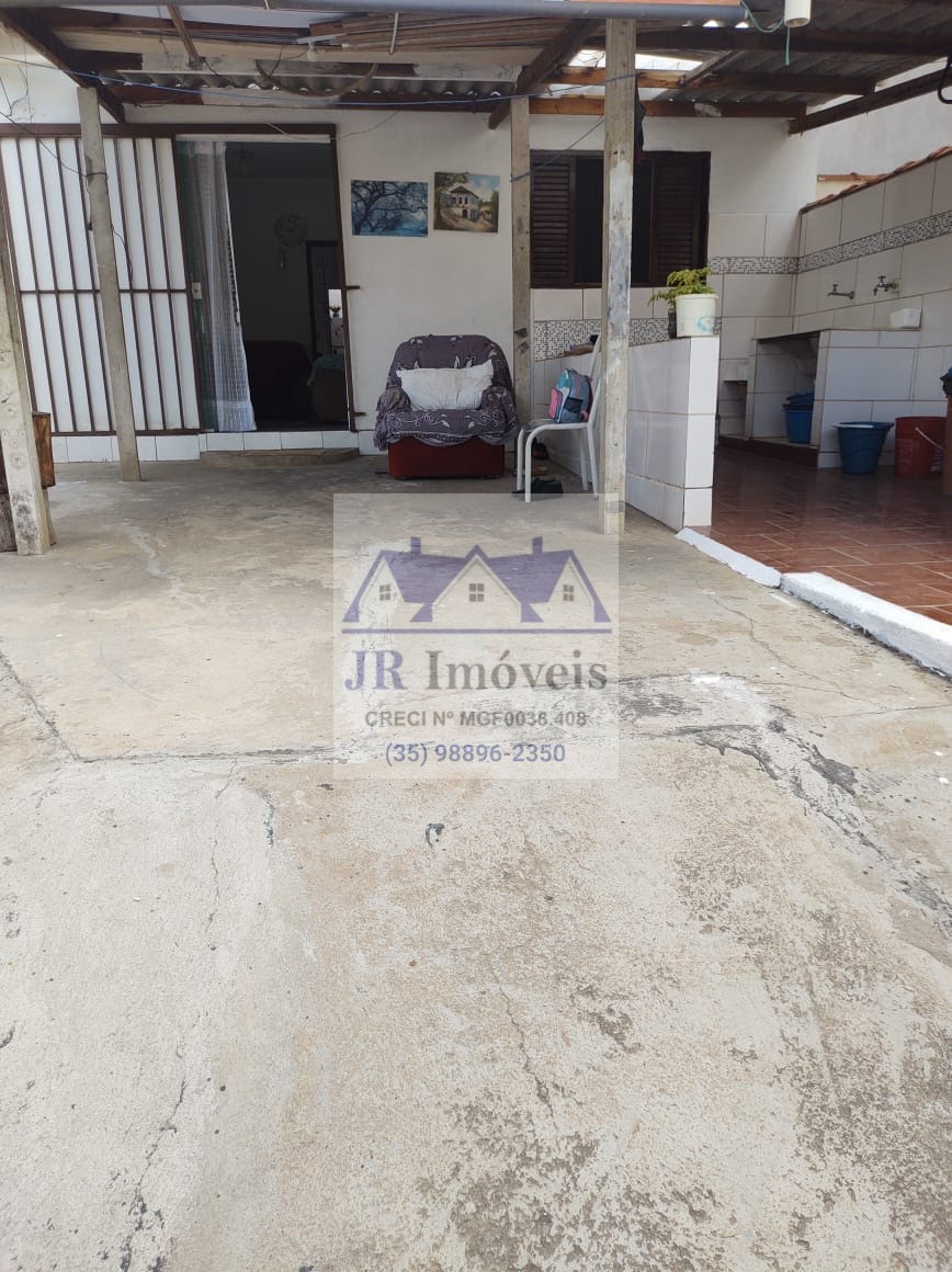 Casa à venda com 2 quartos, 1 banheiro, 2 vagas e 200m² no Vila Rubens, Itajubá (MG) — foto 13 de 30