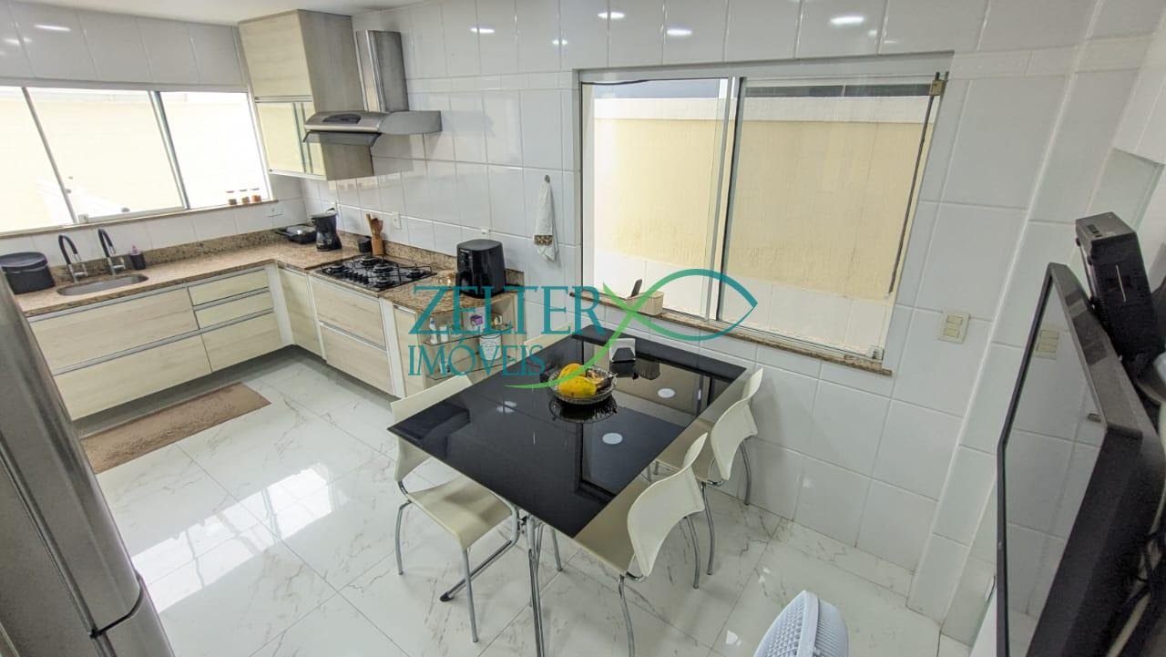 Casa à venda com 4 quartos, 2 suítes, 3 vagas e 272m² no Recreio dos Bandeirantes, Rio de Janeiro (RJ) — foto 16 de 30