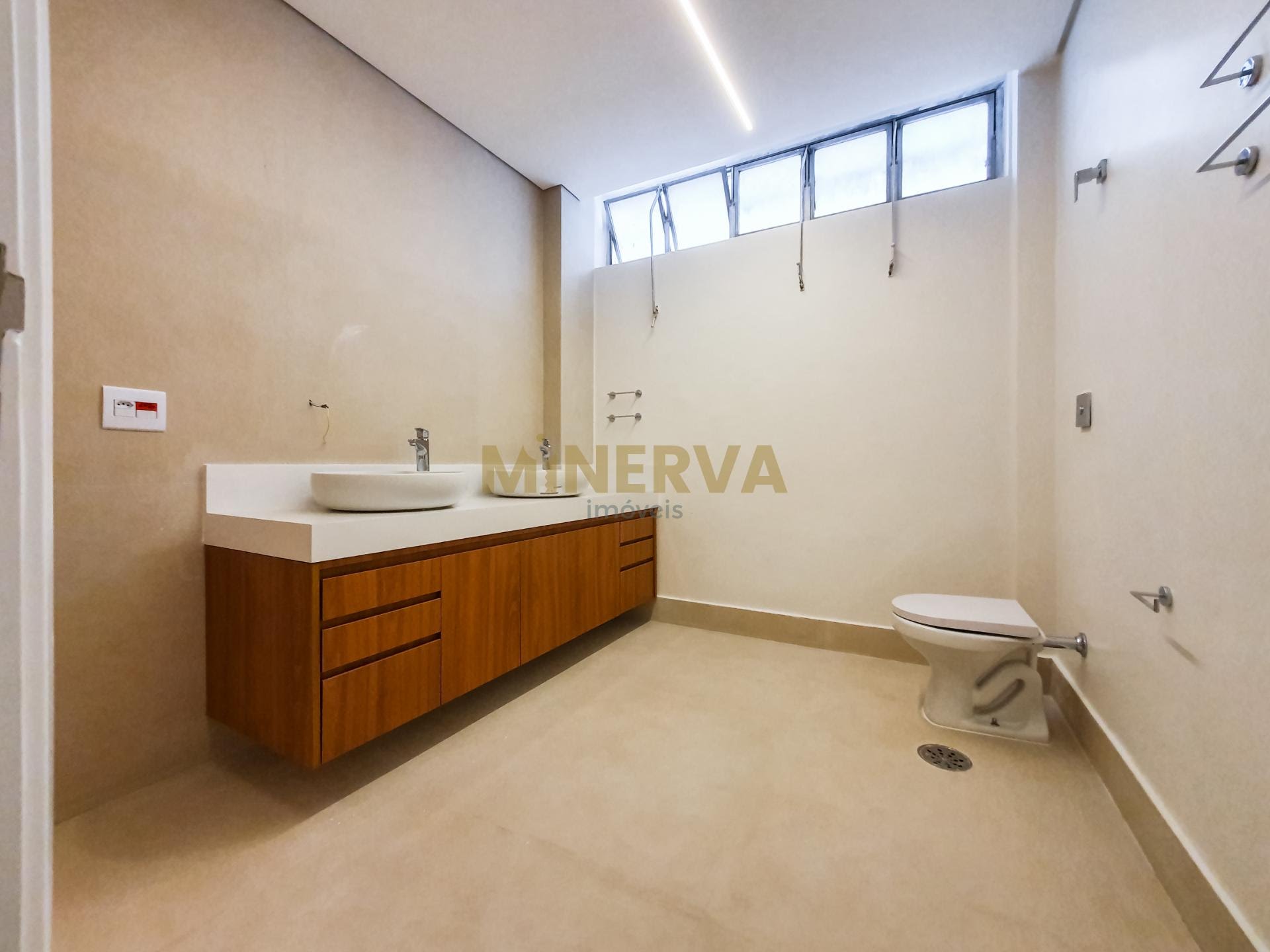 Apartamento à venda com 3 quartos, 2 suítes, 2 vagas e 243m² no Jardim Paulista, São Paulo (SP) — foto 22 de 28