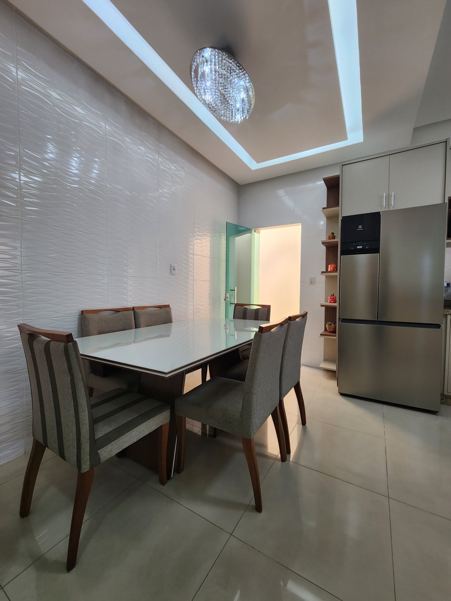 Casa à venda com 3 quartos, 2 suítes, 2 vagas e 220m² no Parque Ipê, Feira de Santana (BA) — foto 11 de 26