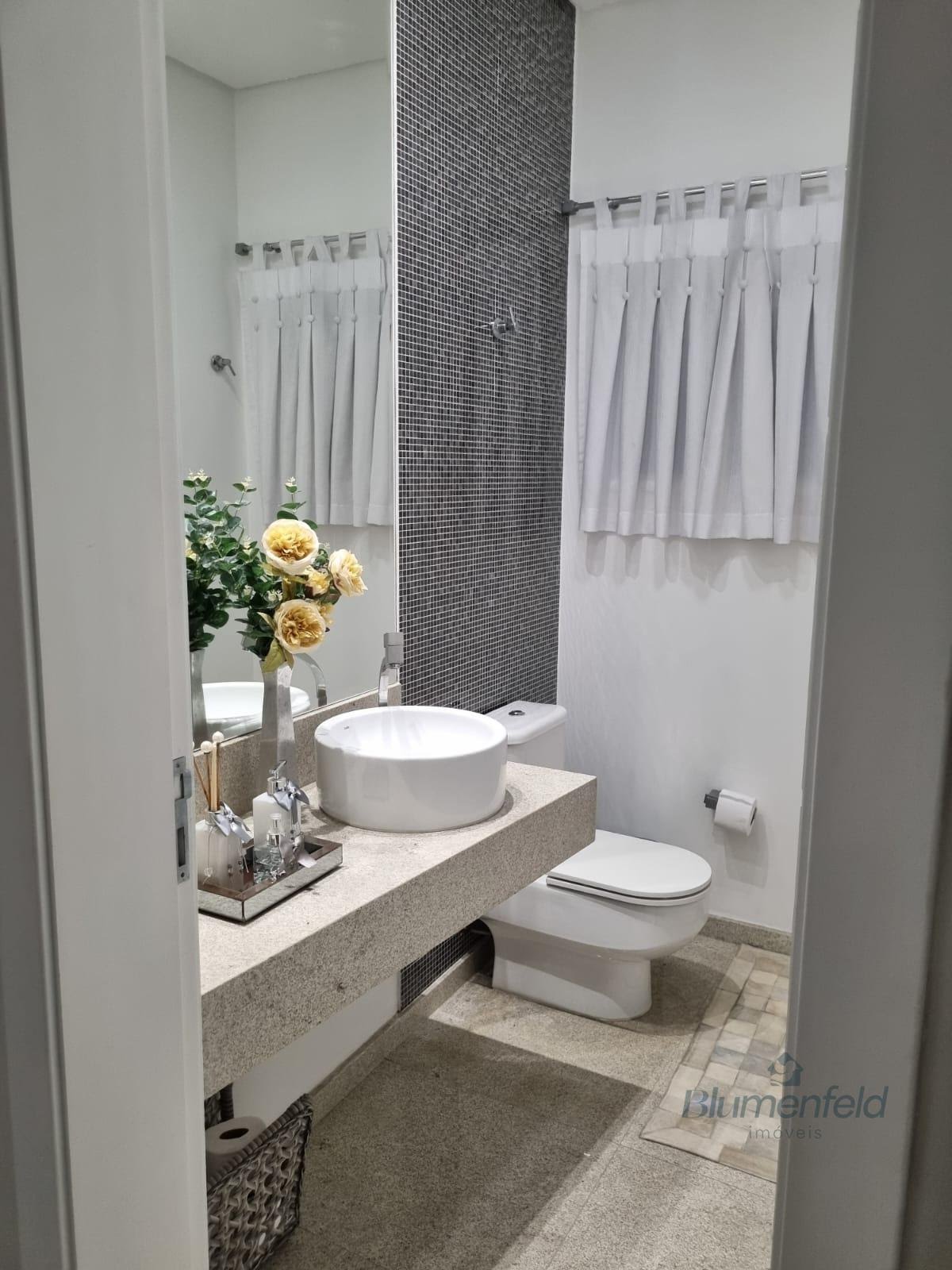 Casa à venda com 5 quartos, 5 banheiros e 465m² no Condomínio Arujazinho IV, Arujá (SP) — foto 24 de 30