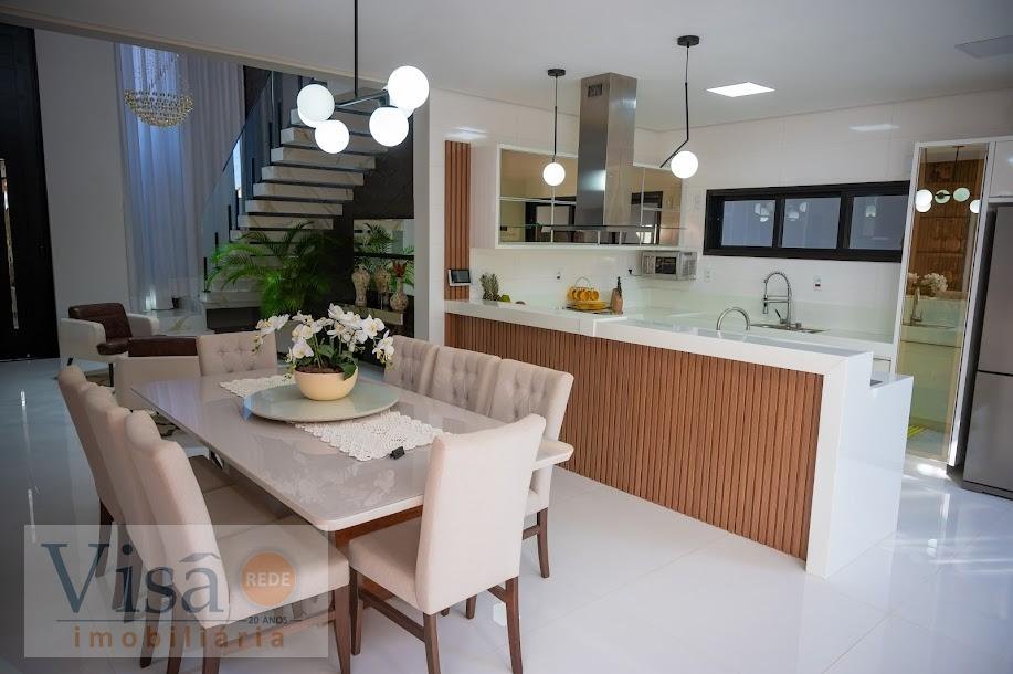 Casa à venda com 4 quartos, 4 suítes e 5 vagas no Centro, Paracatu (MG) — foto 8 de 30
