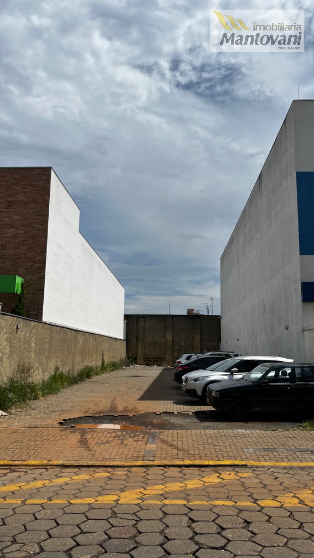 Terreno à venda com 350m² de terreno no Centro, Tatuí (SP) — foto 2 de 2