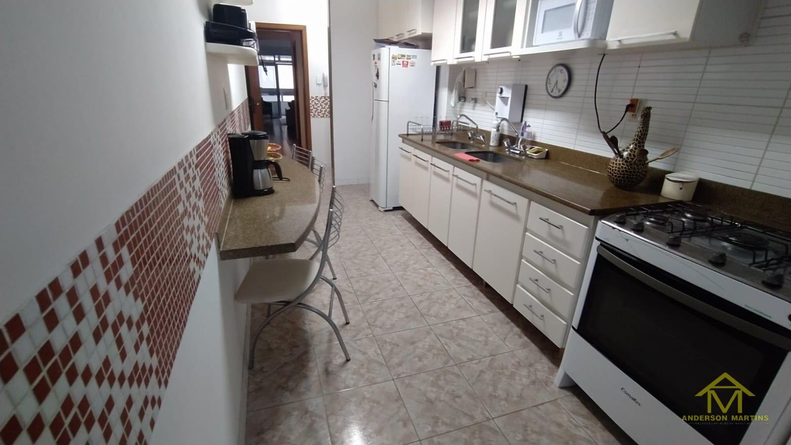 Apartamento à venda com 4 quartos, 2 banheiros, 2 vagas e 240m² no Praia da Costa, Vila Velha (ES) — foto 18 de 20