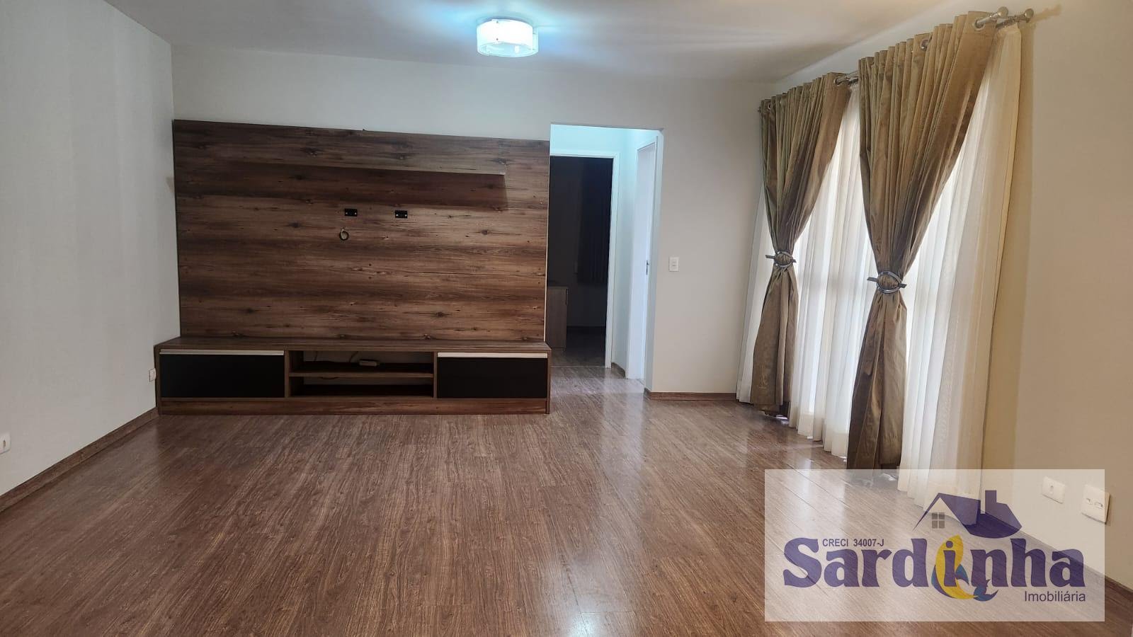 Apartamento à venda com 2 quartos, 1 banheiro, 1 vaga e 75m² no Jardim Maria Rosa, Taboão da Serra — foto principal