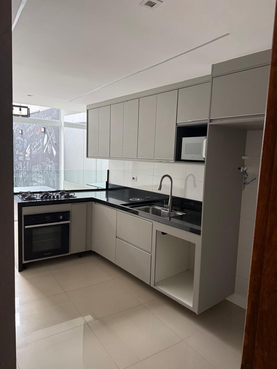 Apartamento à venda com 2 quartos, 2 suítes, 2 vagas e 110m² no Jardim Regina, São Paulo (SP) — foto 10 de 28