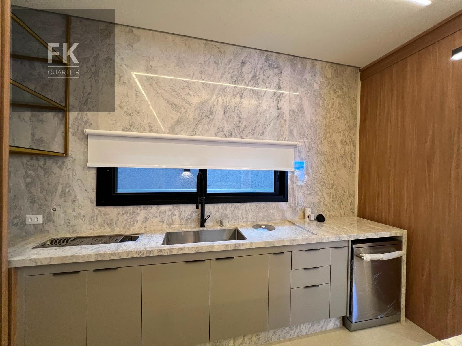 Casa à venda com 4 quartos, 4 suítes, 6 vagas e 490m² no Alphaville, Santana de Parnaíba (SP) — foto 11 de 30