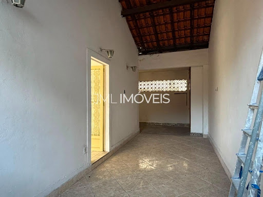 Casa de Condomínio em Saracuruna  -  Duque de Caxias