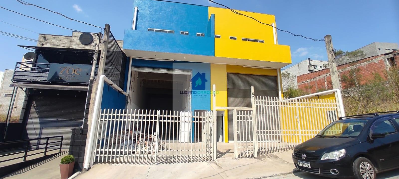 Frente dos dois salões,: Salão amarelo com mezanino, salão azul sem mezanino.