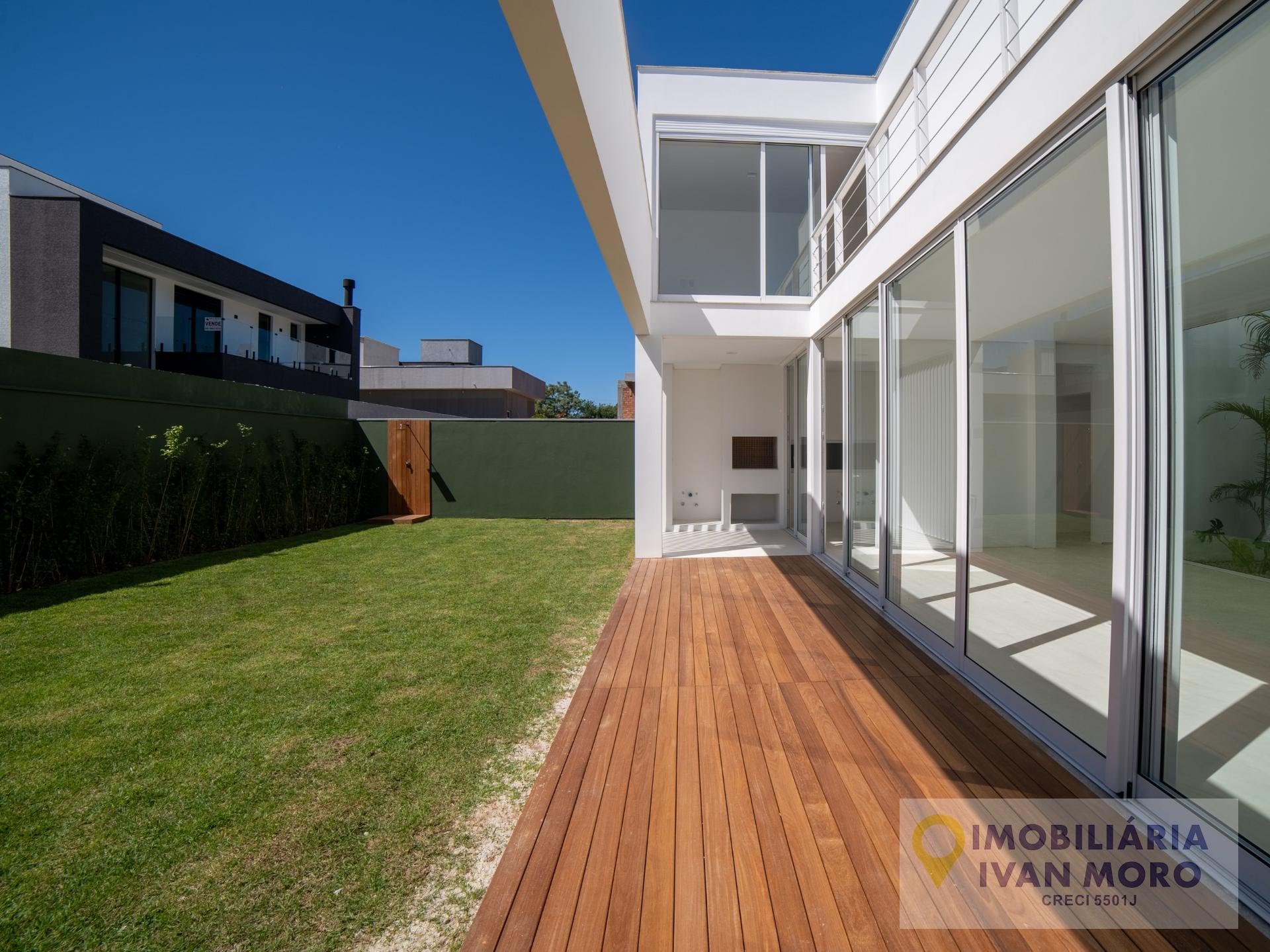 Casa à venda com 4 quartos, 4 suítes, 6 vagas e 297m² no São João do Rio Vermelho, Florianópolis (SC) — foto 12 de 30