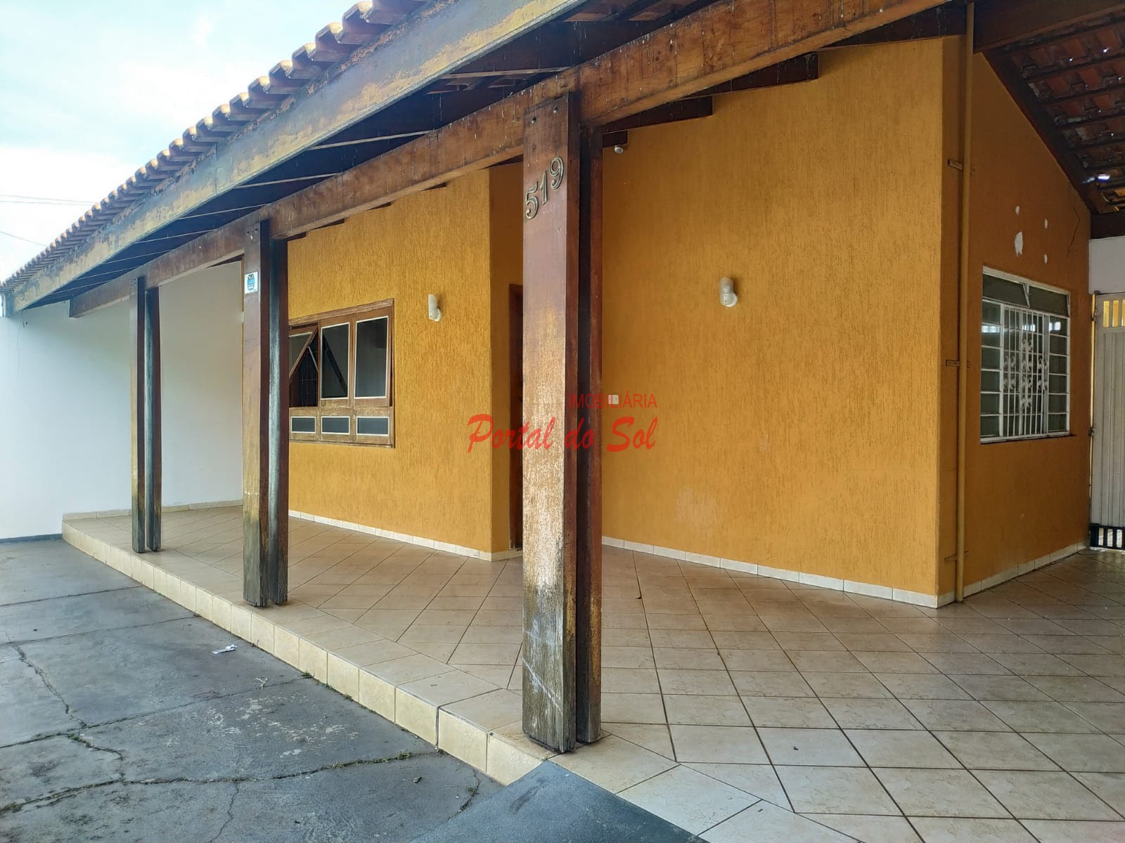 Casa à venda com 4 quartos, 1 suíte, 4 vagas e 242m² no Centro, Santo Antônio da Platina (PR) — foto 2 de 14
