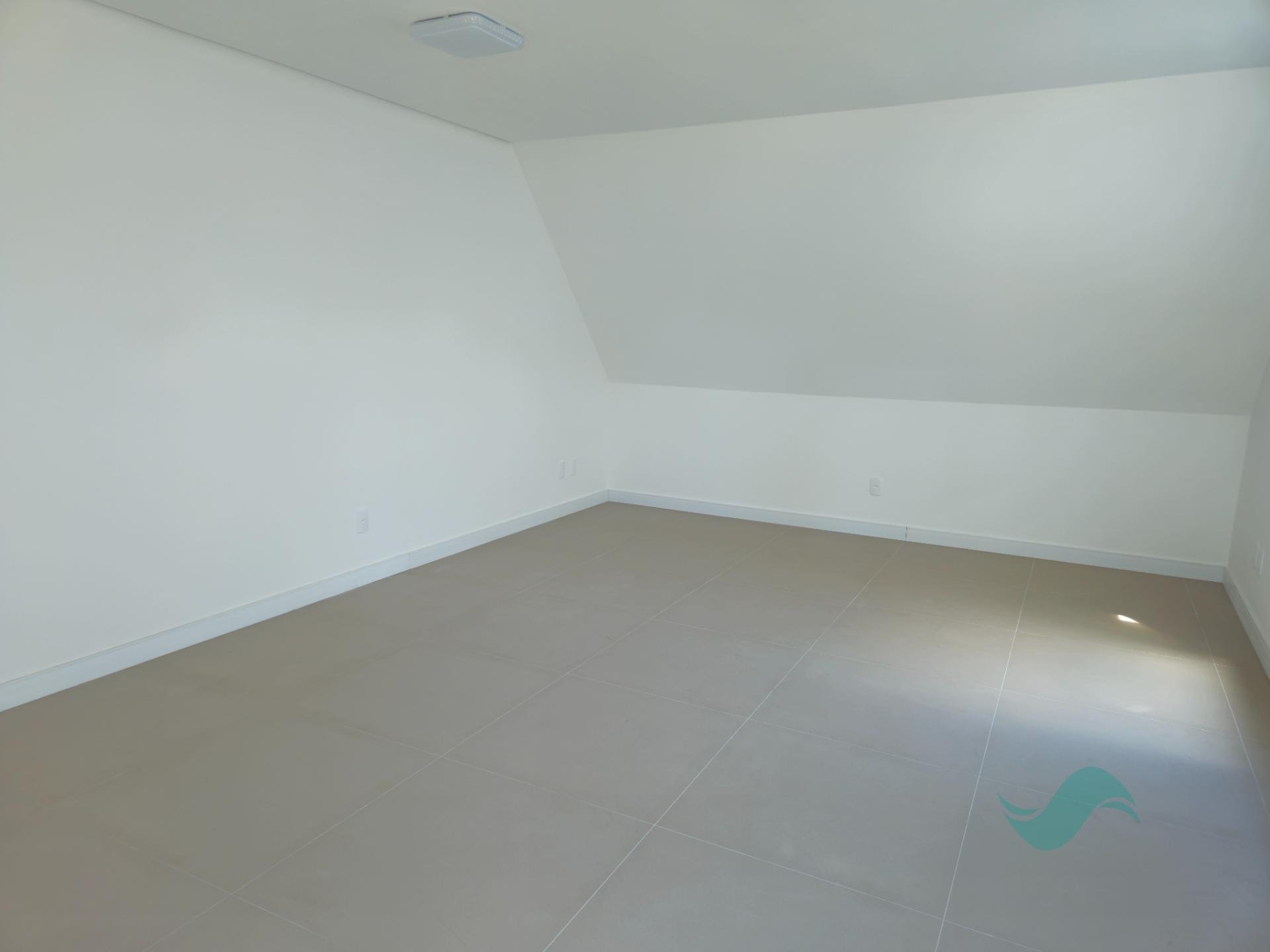 Casa à venda com 4 suítes, 1 vaga e 184m² no Jurerê Internacional, Florianópolis (SC) — foto 28 de 30