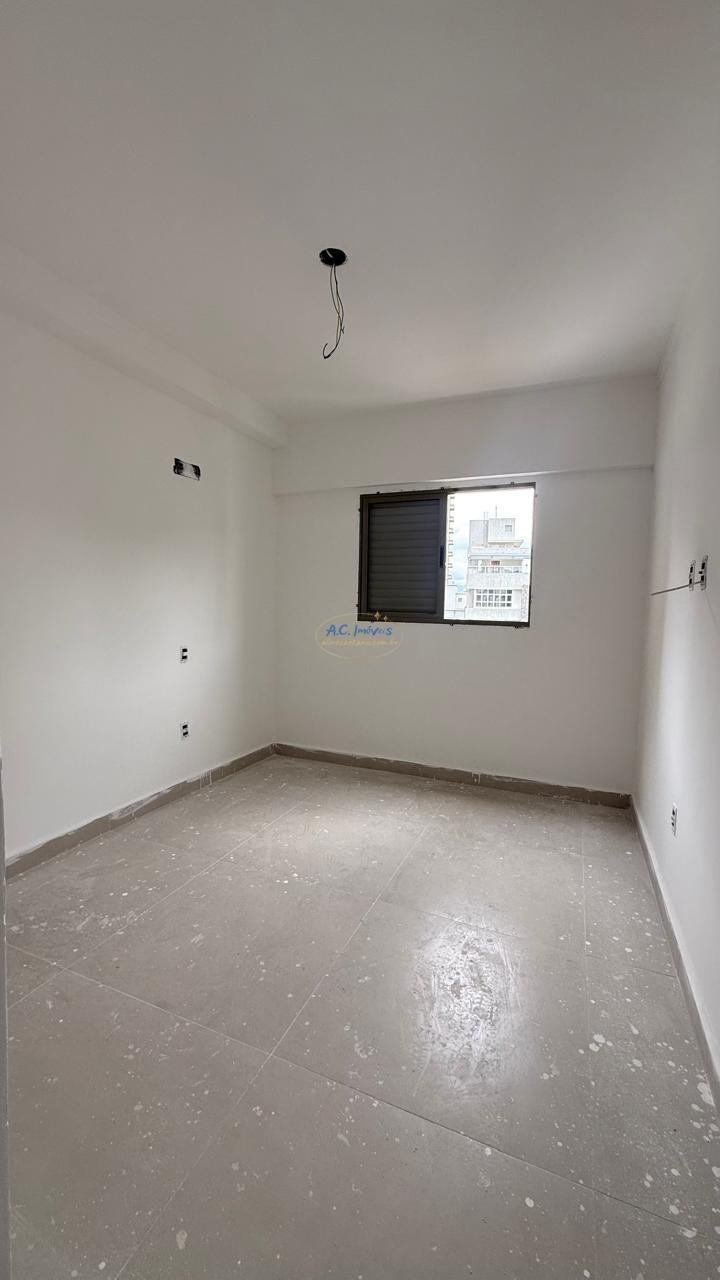 Apartamento à venda com 3 quartos, 3 suítes, 2 vagas e 106m² no Canto do Forte, Praia Grande (SP) — foto 13 de 21