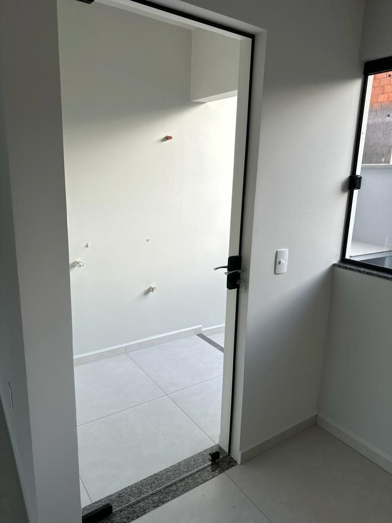 Casa à venda com 2 quartos, 2 banheiros, 2 vagas e 60m² no Itoupava Central, Blumenau (SC) — foto 25 de 28