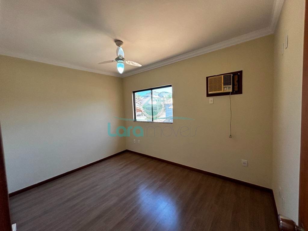 Casa à venda com 3 quartos, 1 suíte, 2 vagas e 233m² no Riviera Fluminense, Macaé (RJ) — foto 24 de 30