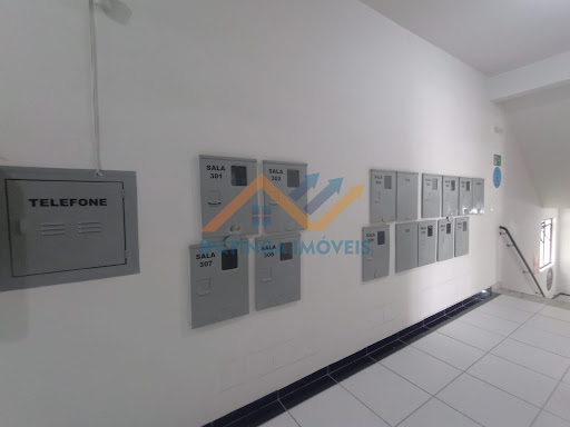Sala à venda no Centro de Ipatinga, 38m² por R$200 mil