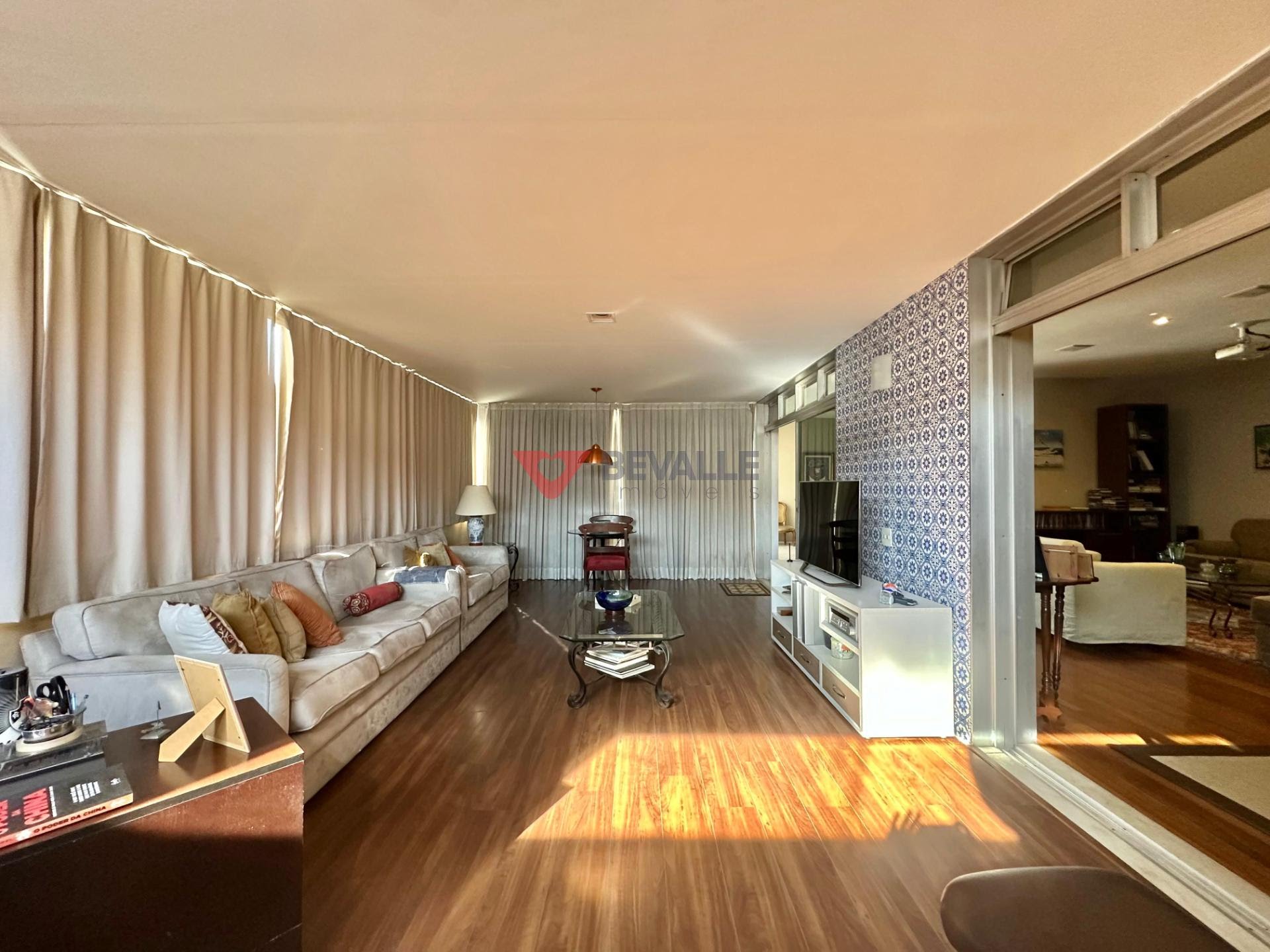 Cobertura à venda com 5 quartos, 3 suítes, 3 vagas e 300m² no Laranjeiras, Rio de Janeiro (RJ) — foto 8 de 30