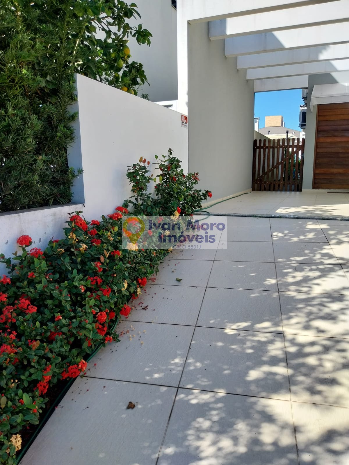 Casa à venda com 4 quartos, 4 suítes, 2 vagas e 173m² no Cachoeira do Bom Jesus, Florianópolis (SC) — foto 4 de 30