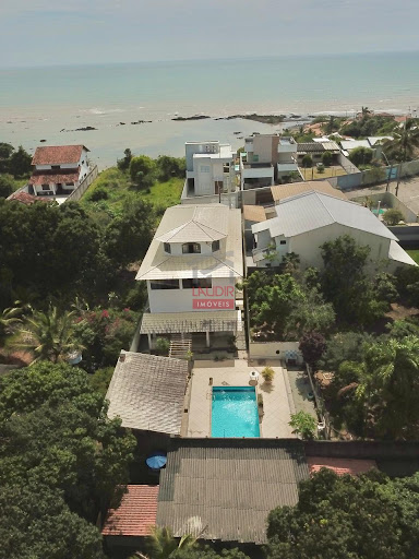 Casa em Marbela - Serra: 730m², 6 dormitórios, 3 suítes, 5 banheiros por R$950k para venda e locação
