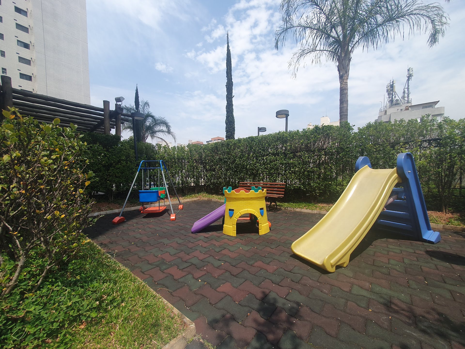 Apartamento para alugar com 3 quartos, 1 suíte, 2 vagas e 85m² no Jardim Lar Sao Paulo, São Paulo (SP) — foto 25 de 30