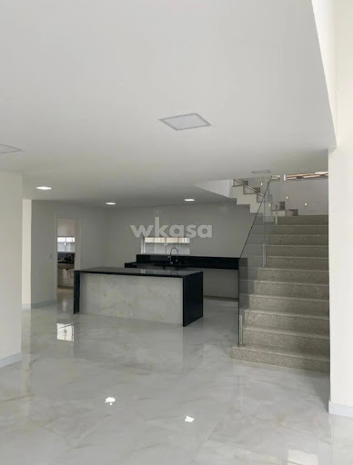 Casa de Condominio em Boulevard Lagoa  -  Serra