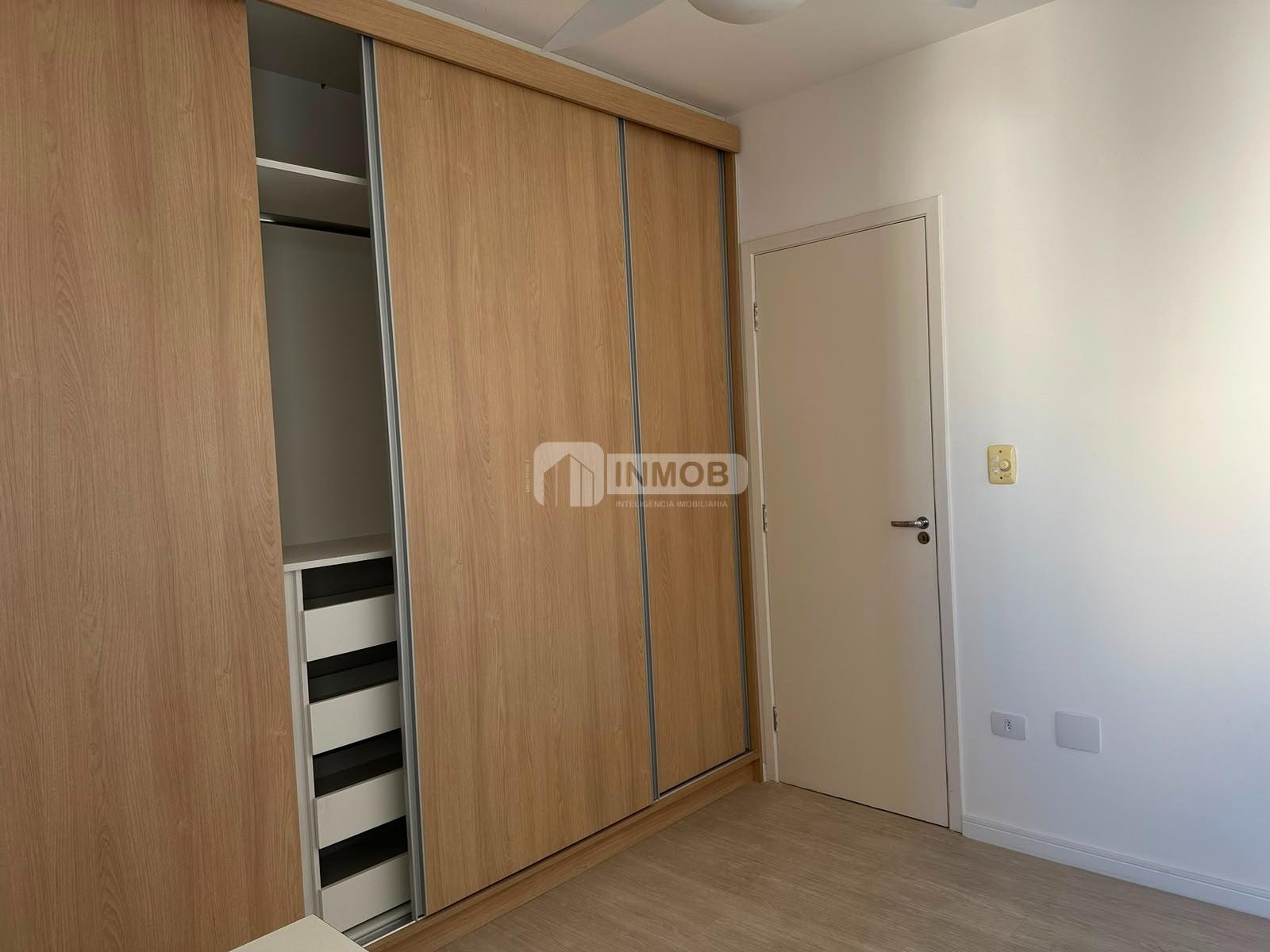 Apartamento à venda com 2 quartos, 1 suíte, 1 vaga e 90m² no Parque Senhor do Bonfim, Taubaté (SP) — foto 8 de 14