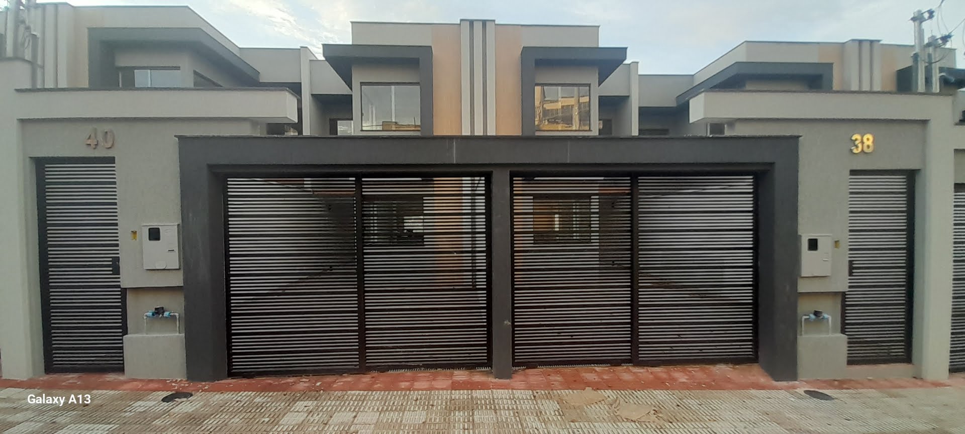 Casa à venda com 3 quartos, 3 banheiros, 2 vagas e 125m² no Santa Amelia, Belo Horizonte — foto principal