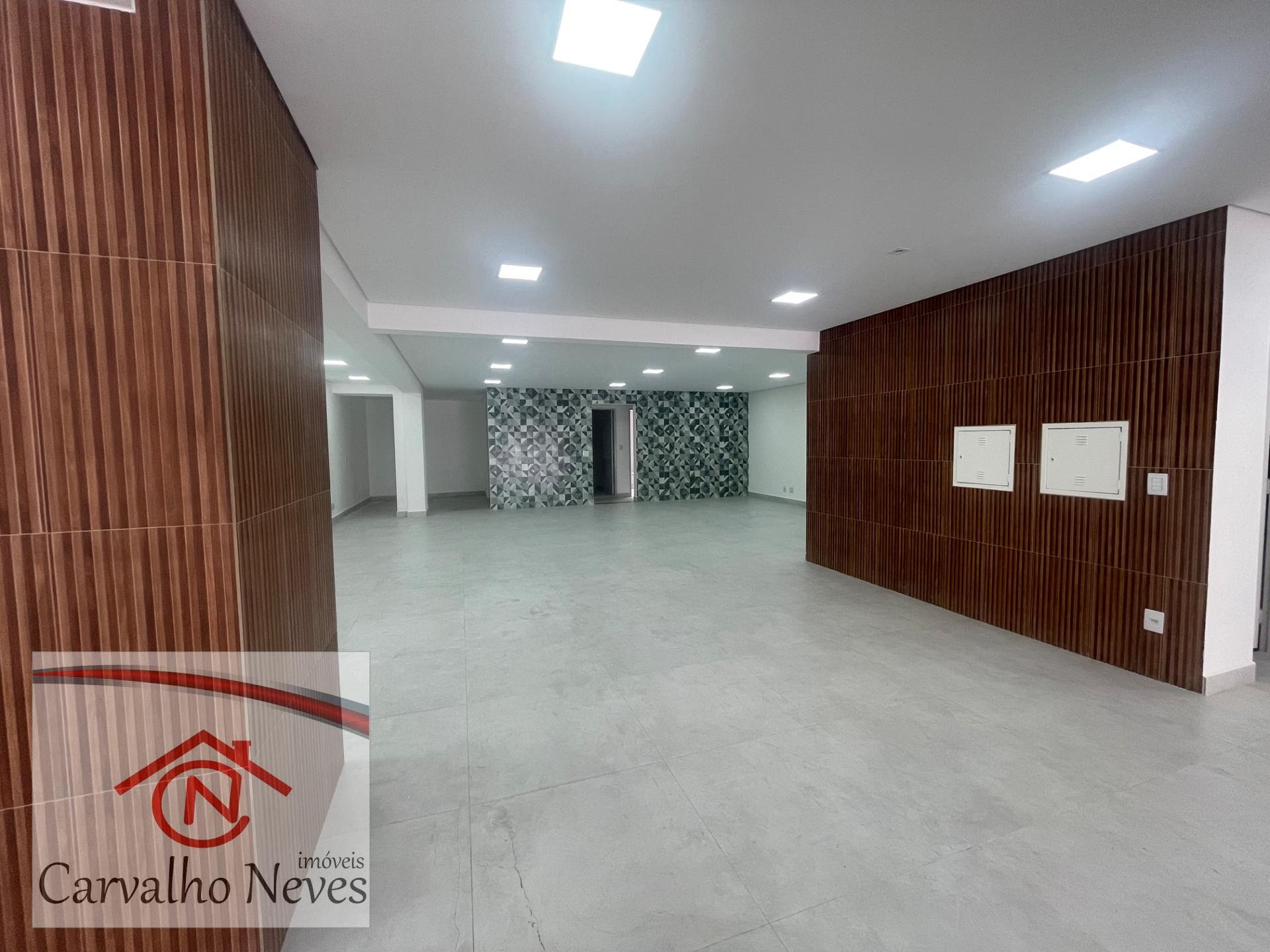 Prédio Comercial no Centro de Jundiaí / Rua Vigário José João Rodrigues / Imóvel Comercial em Jundiaí / Prédio Comercial Reformado / Ponto Comercial Estratégico / Rua Movimentada em Jundiaí Prédio Comercial para Locação em Jundiaí / Centro de Jundiaí / Rua Vigário José João Rodrigues / Ideal para Grandes Lojas / Excelente Visibilidade Comercial / Alto Fluxo de Pessoas Imóvel Comercial Centro Jundiaí / Prédio Comercial 3 Andares / Rua Vigário José João Rodrigues / Comércio Forte na Região / Fácil Acesso / Estacionamento Próximo Prédio Comercial Jundiaí Centro / Imóvel para Empresas e Redes / Rua de Alto Movimento / Excelente Ponto Comercial / Região Central de Jundiaí Ponto Comercial em Jundiaí / Centro da Cidade / Prédio Comercial Reformado / Rua Vigário José João Rodrigues / Ideal para Varejo, Clínica ou Banco