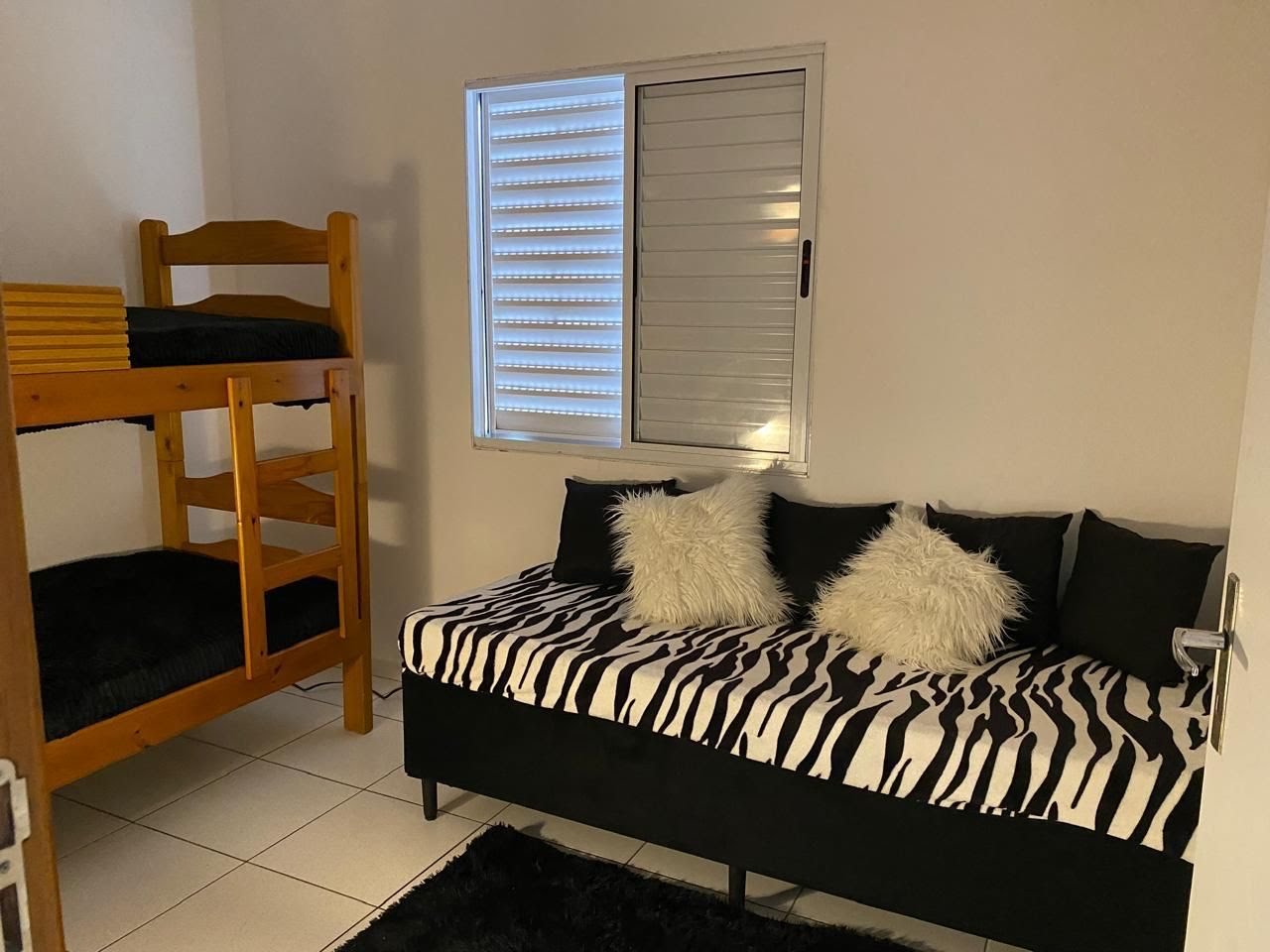 Apartamento à venda com 2 quartos, 2 banheiros, 1 vaga e 52m² no Centro, Ubatuba (SP) — foto 5 de 6