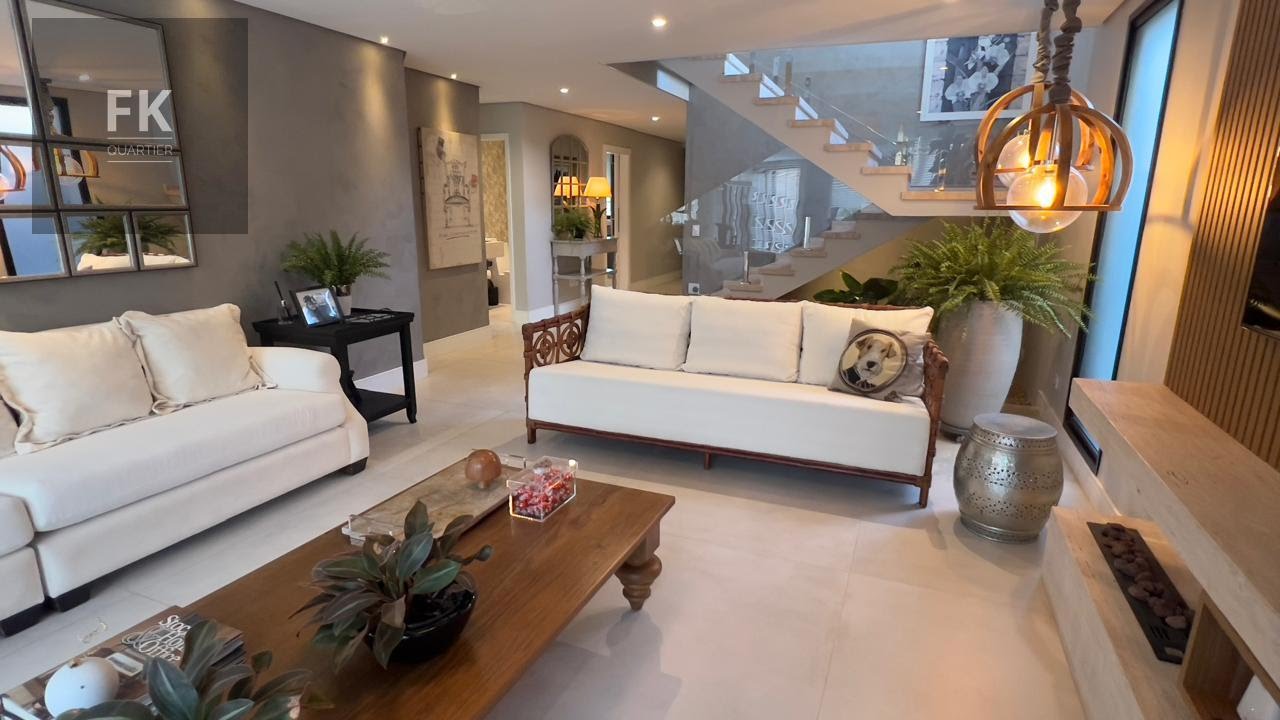 Casa à venda com 5 quartos, 4 suítes, 4 vagas e 300m² no Alphaville, Santana de Parnaíba (SP) — foto 6 de 30