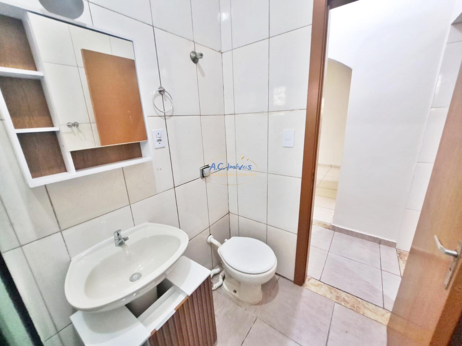 Casa à venda com 2 quartos, 1 banheiro, 3 vagas e 52m² no Aviação, Praia Grande (SP) — foto 15 de 21