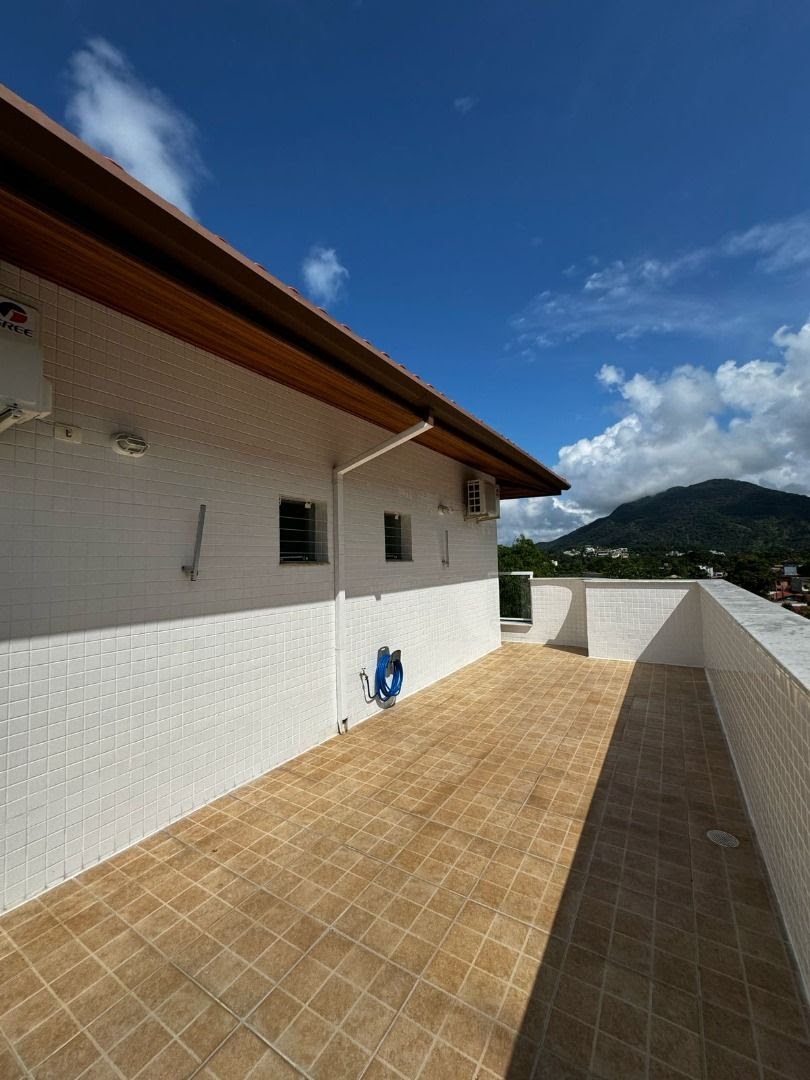 Apartamento à venda com 2 quartos, 2 banheiros, 2 vagas e 120m² no Enseada, Ubatuba (SP) — foto 9 de 10