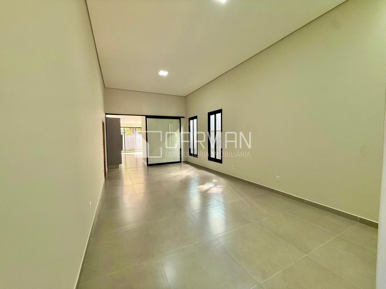 Casa à venda com 3 quartos, 3 suítes, 4 vagas e 203m² no Jardim Manoel Penna, Ribeirão Preto (SP) — foto 2 de 30