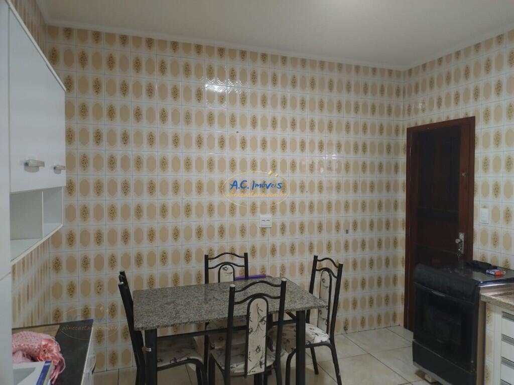 Casa à venda com 2 quartos, 1 suíte, 2 vagas e 136m² no Vilamar, Praia Grande (SP) — foto 24 de 29