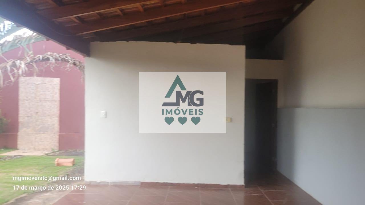 Casa à venda com 3 quartos, 1 suíte, 4 vagas e 450m² no Jardim das Magnólias, Três Corações (MG) — foto 6 de 12