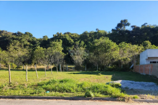Lote / Terreno em Forquilhas  -  São José