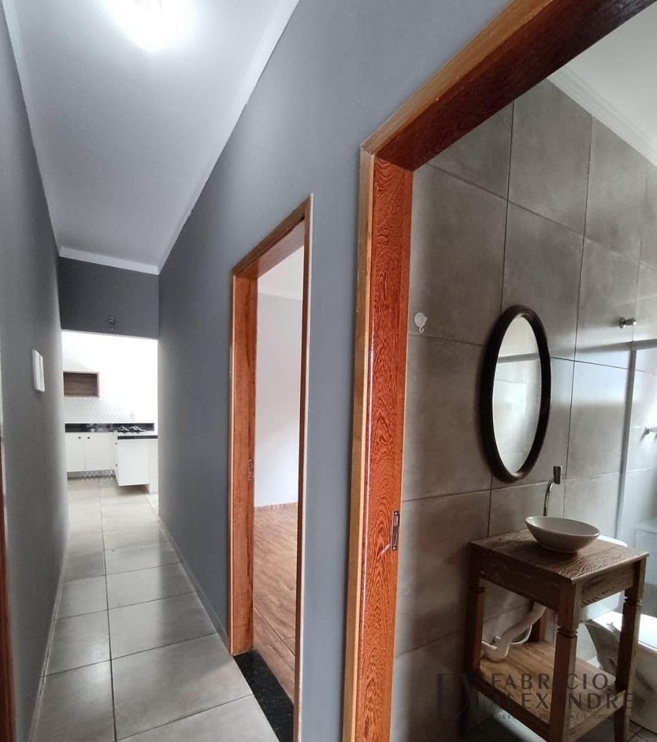 Casa à venda com 2 quartos, 1 suíte, 4 vagas e 110m² no Jardim California, Bady Bassitt (SP) — foto 5 de 13