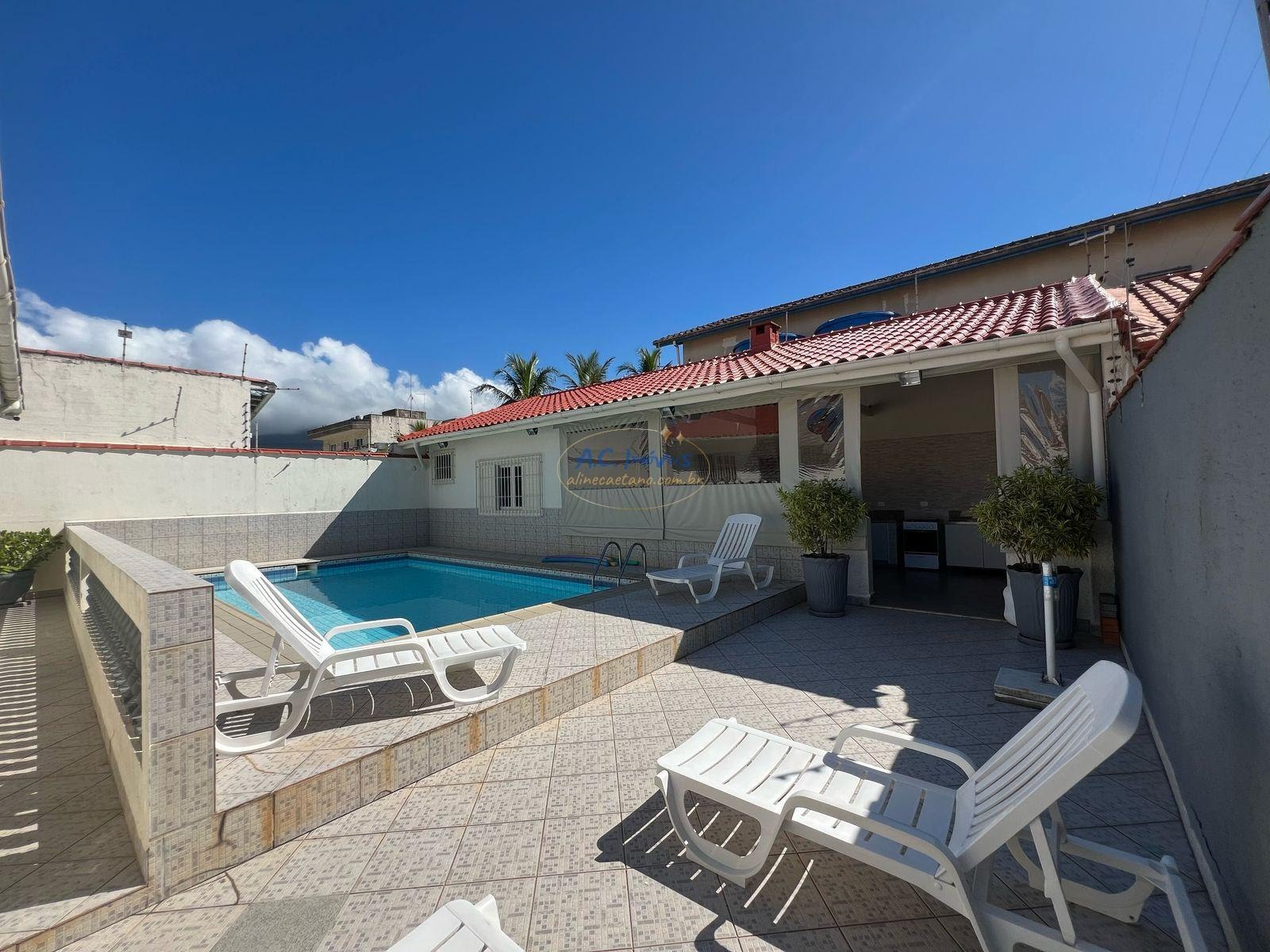 Casa à venda com 3 quartos, 2 suítes, 5 vagas e 151m² no Balneario Flórida, Praia Grande (SP) — foto 2 de 20