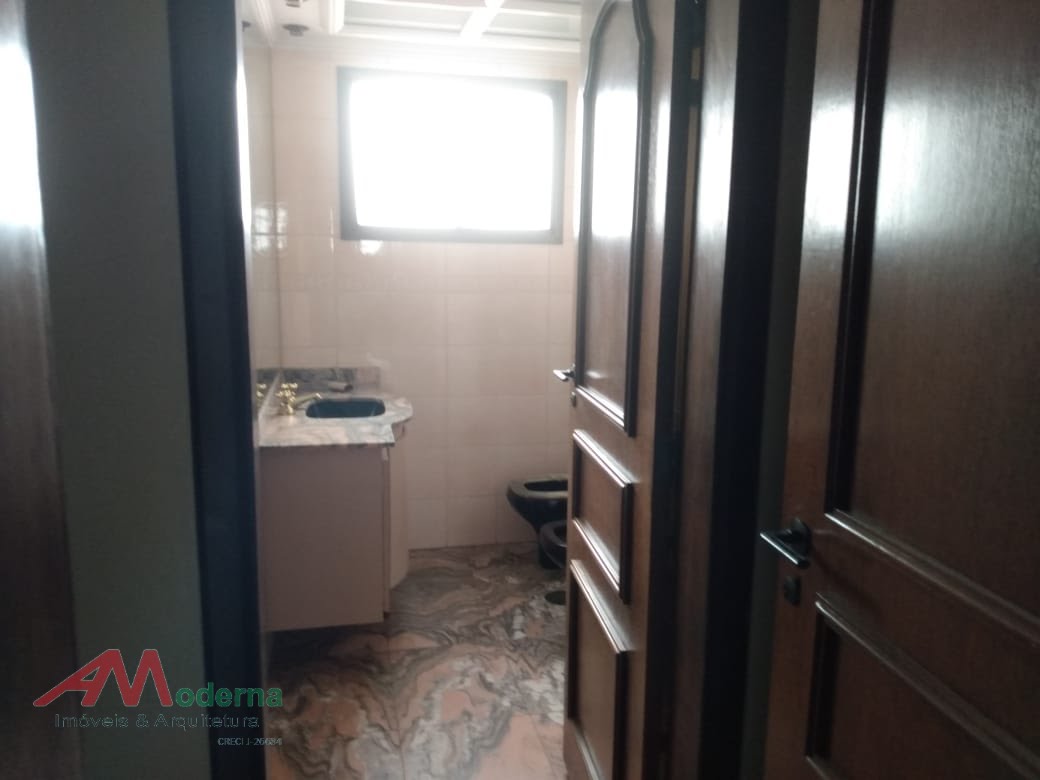 Apartamento para alugar com 4 quartos, 2 suítes, 4 vagas e 356m² no Rudge Ramos, São Bernardo do Campo (SP) — foto 16 de 29