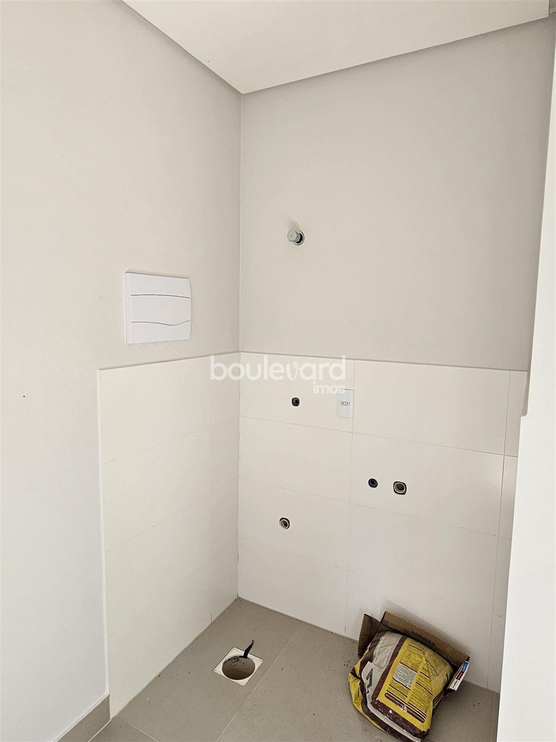 Casa à venda com 2 quartos, 1 banheiro, 2 vagas e 70m² no Forquilhas, São José (SC) — foto 3 de 16
