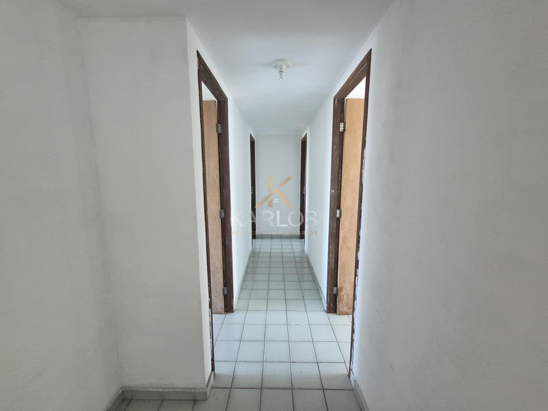 Apartamento à venda com 4 quartos, 3 suítes, 4 vagas e 200m² no Apipucos, Recife (PE) — foto 17 de 30