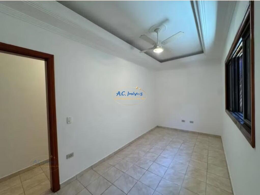 Casa à venda com 2 quartos, 1 suíte, 2 vagas e 75m² no Cidade Ocian, Praia Grande (SP) — foto 6 de 23