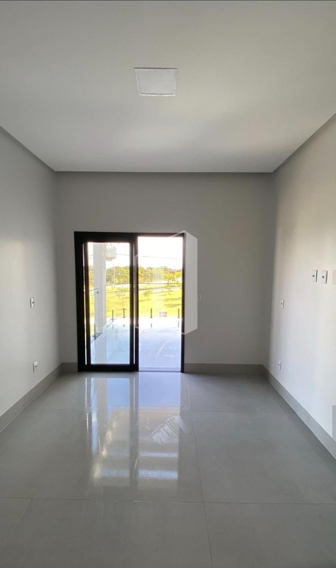 Casa à venda com 4 quartos, 4 suítes e 223m² no Jardins Nápoles, Senador Canedo (GO) — foto 6 de 9