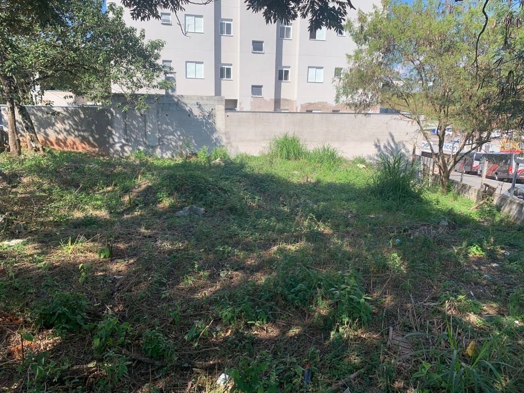 Terreno à venda com 440m² de terreno no Nova Arujá, Arujá — foto principal
