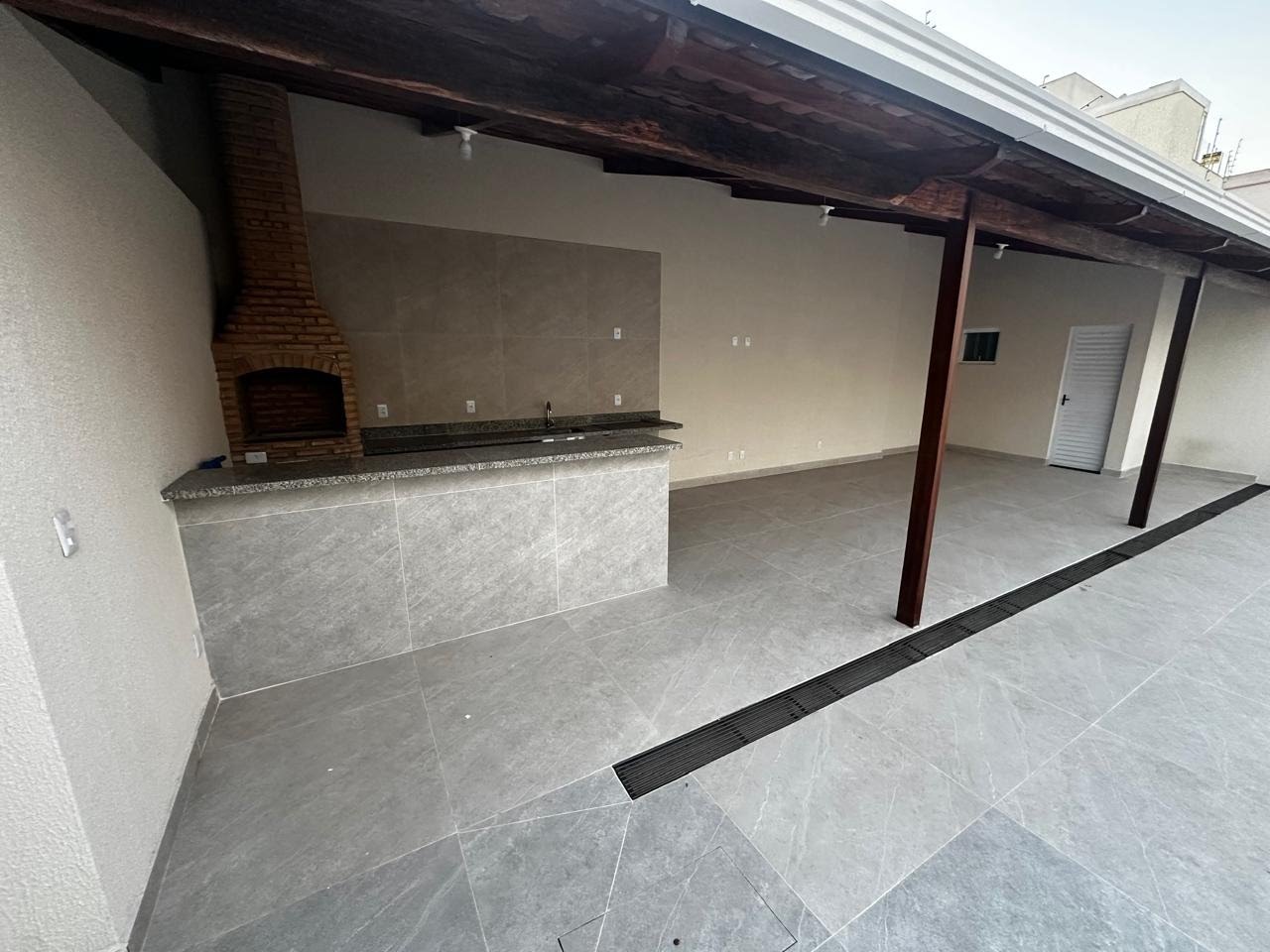 Casa para alugar com 3 quartos, 2 banheiros, 8 vagas e 192m² no Santa Branca, Belo Horizonte (MG) — foto 9 de 13