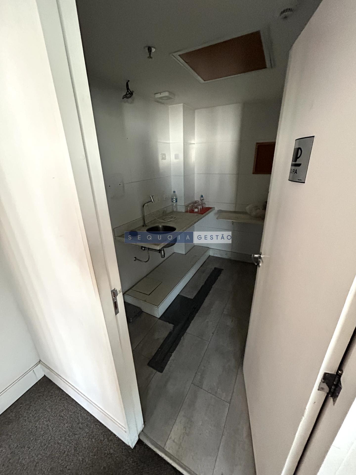 Comercial para alugar com 3 banheiros e 212m² no Centro, Rio de Janeiro (RJ) — foto 13 de 13